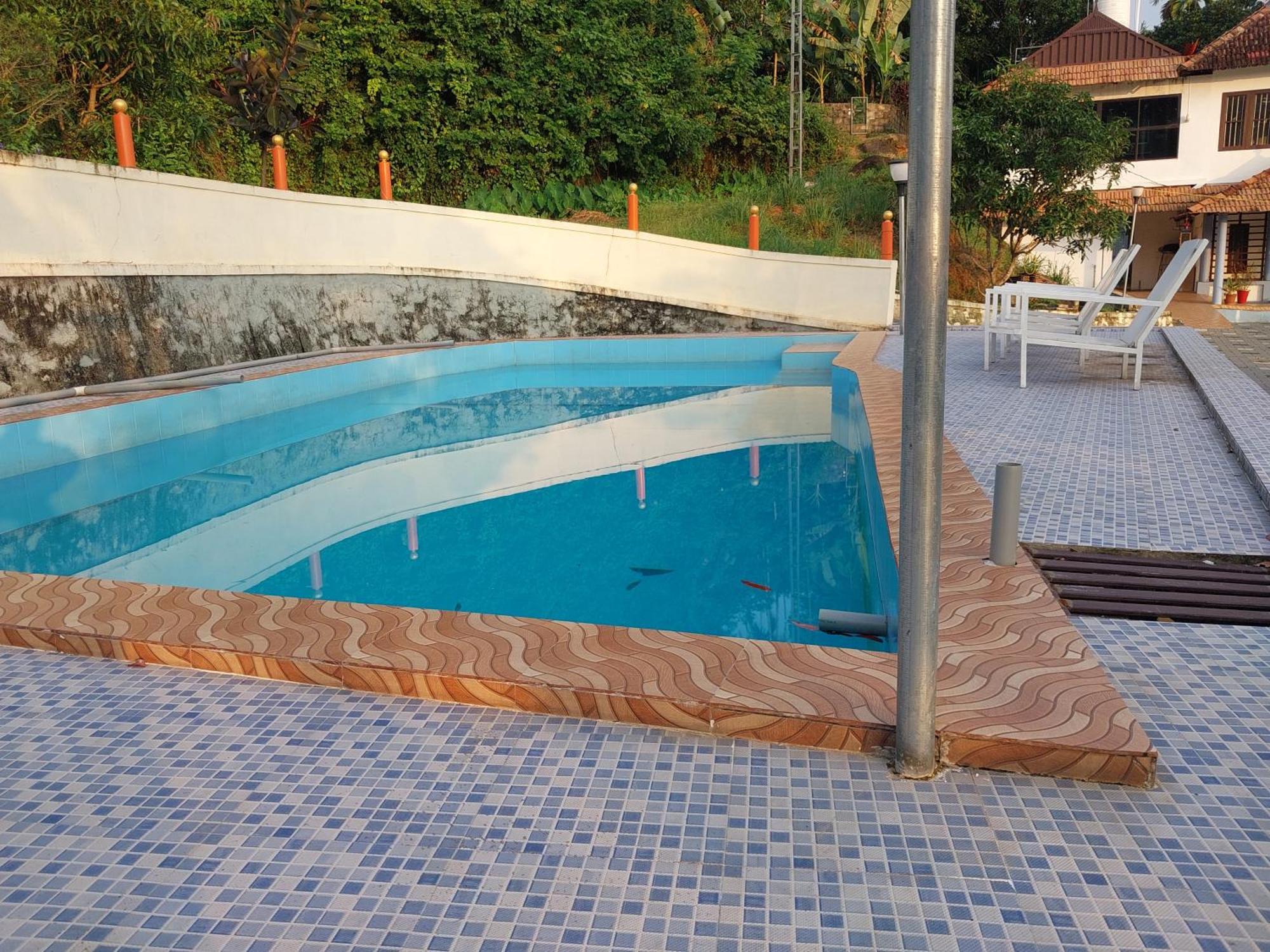 Stayberries River Rock Villa Athirapilly Kizhake Chalakudi Exterior photo